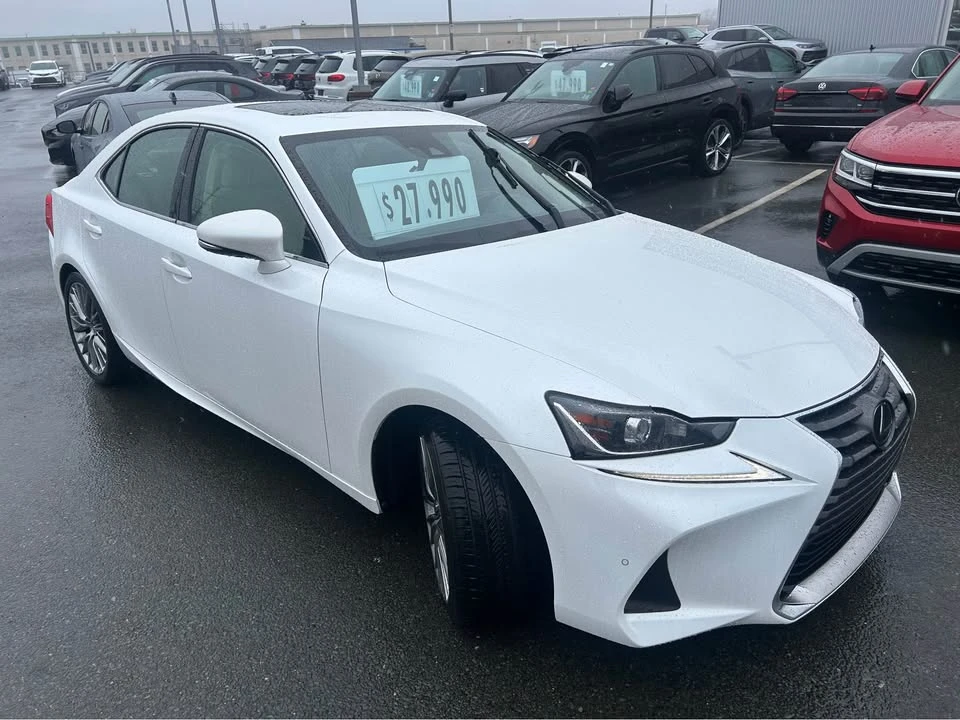 2019 Lexus IS 3rd Gen - Image 2 of 13