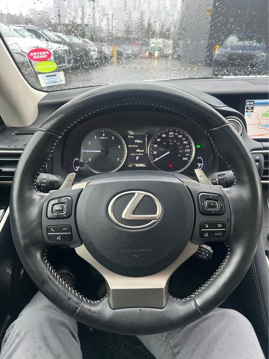2019 Lexus IS 3rd Gen - Image 10 of 13