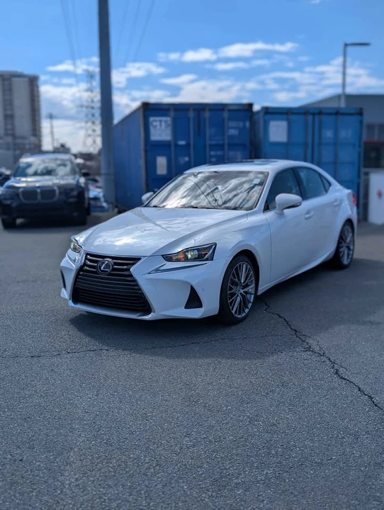 2019 Lexus IS 3rd Gen - Image 2 of 18