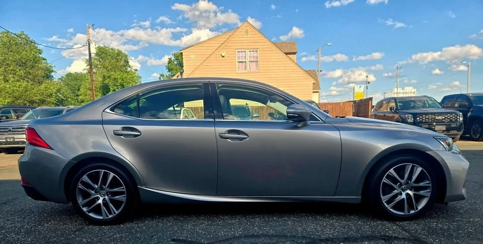 2019 Lexus IS 3rd Gen - Image 3 of 20