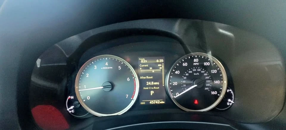 2019 Lexus IS 3rd Gen - Image 6 of 20