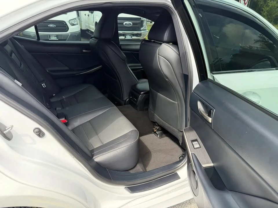 2019 Lexus IS 3rd Gen - Image 13 of 14