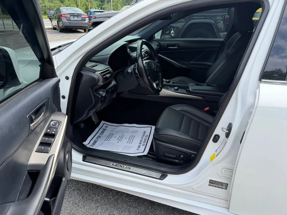 2019 Lexus IS 3rd Gen - Image 8 of 14