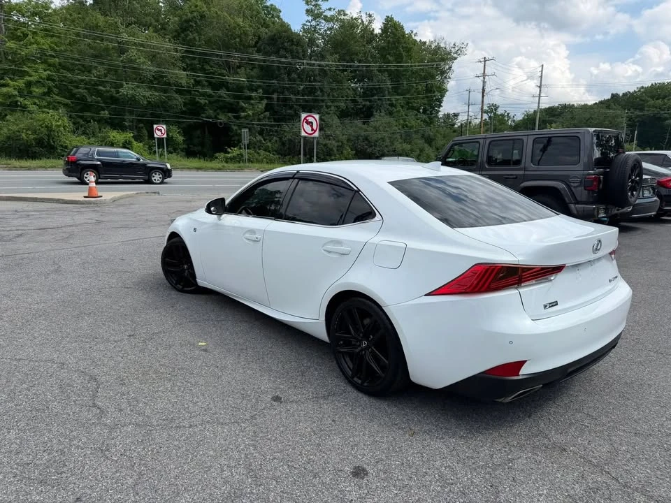 2019 Lexus IS 3rd Gen - Image 4 of 14