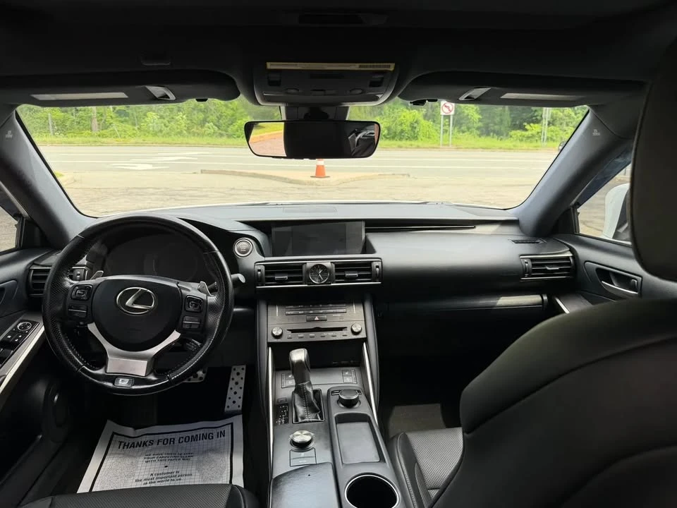 2019 Lexus IS 3rd Gen - Image 9 of 14