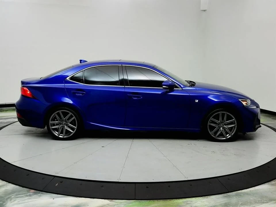 2019 Lexus IS 3rd Gen - Image 3 of 20