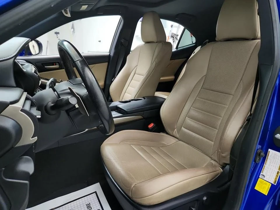 2019 Lexus IS 3rd Gen - Image 11 of 20