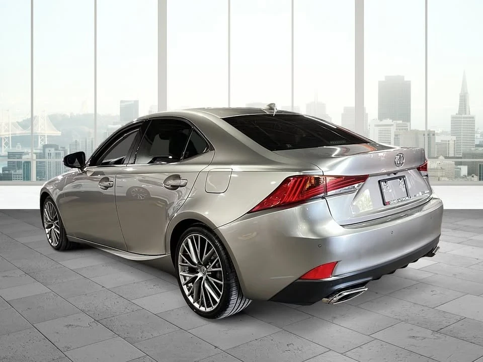 2019 Lexus IS 3rd Gen - Image 5 of 17
