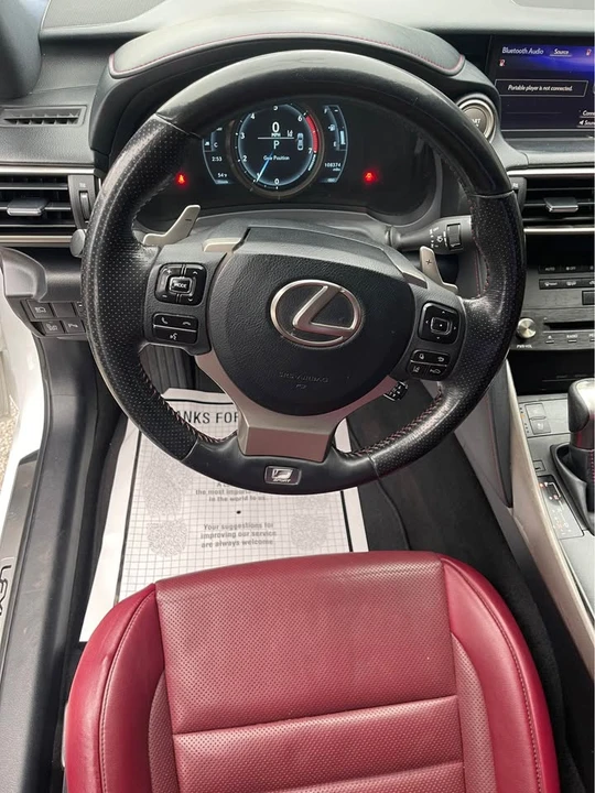 2019 Lexus IS 3rd Gen - Image 7 of 13