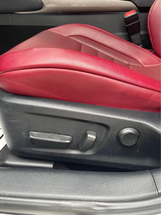 2019 Lexus IS 3rd Gen - Image 12 of 13
