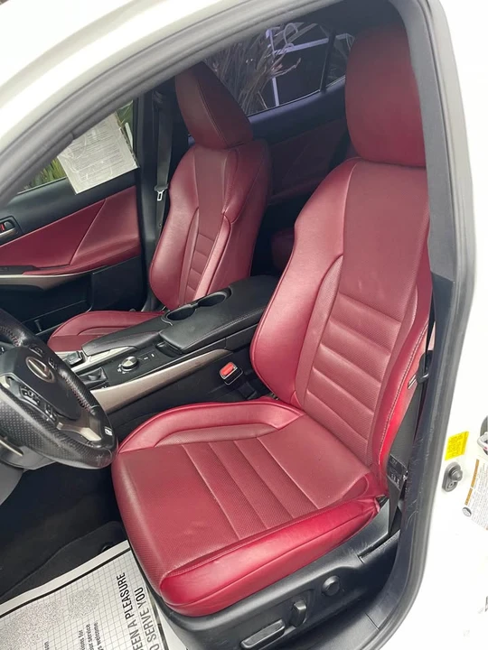 2019 Lexus IS 3rd Gen - Image 9 of 13