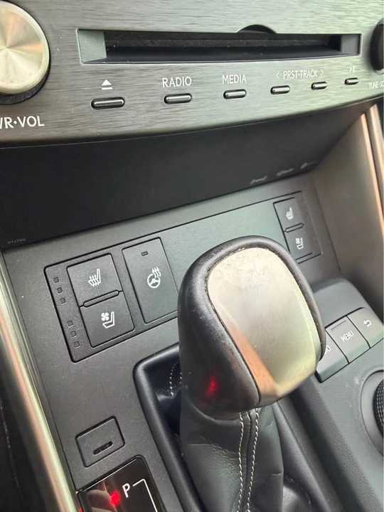 2019 Lexus IS 3rd Gen - Image 13 of 13