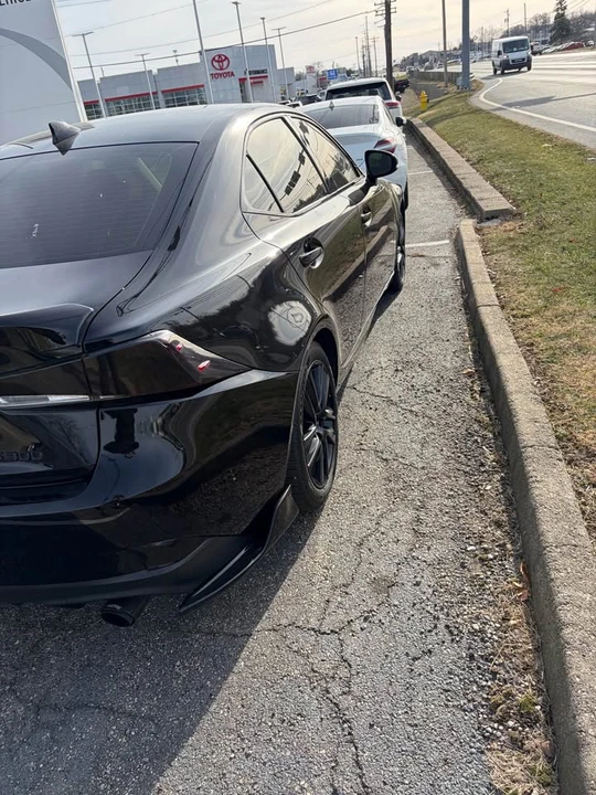 2019 Lexus IS 3rd Gen - Image 4 of 13