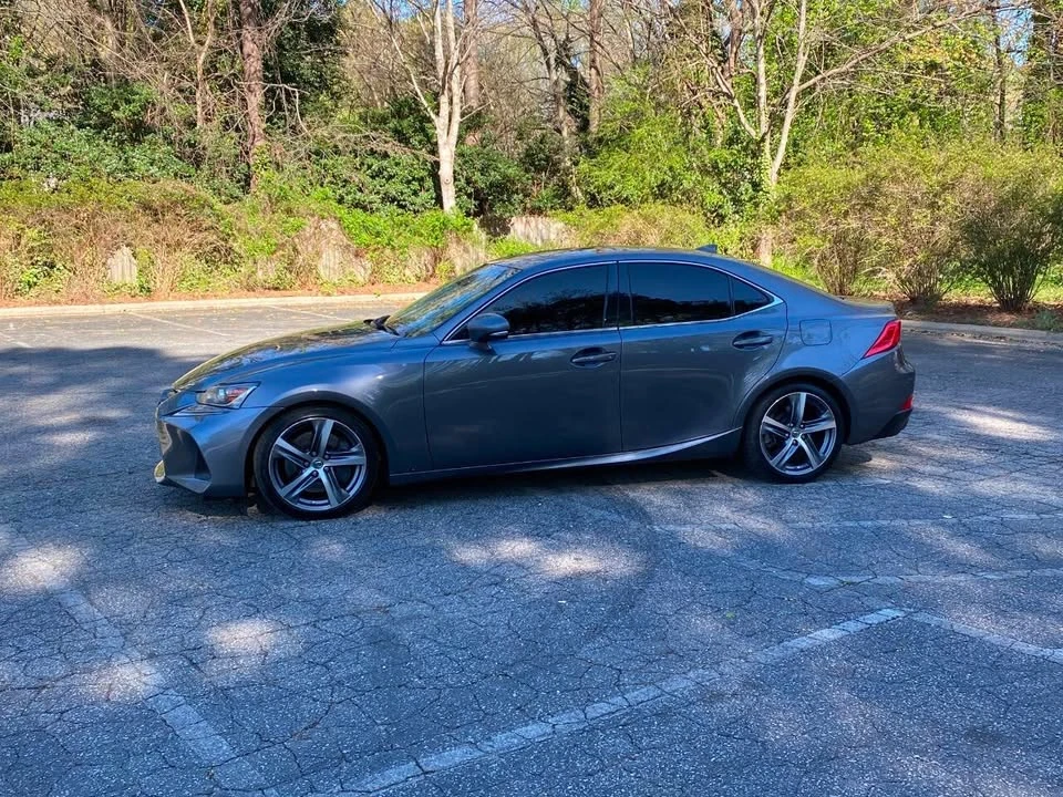 2019 Lexus IS 3rd Gen - Image 7 of 19