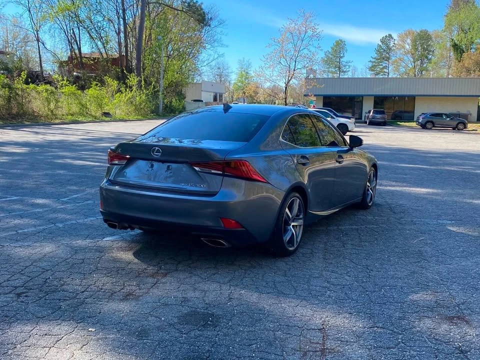2019 Lexus IS 3rd Gen - Image 4 of 19