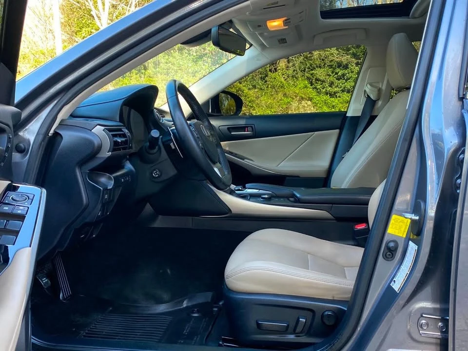 2019 Lexus IS 3rd Gen - Image 12 of 19