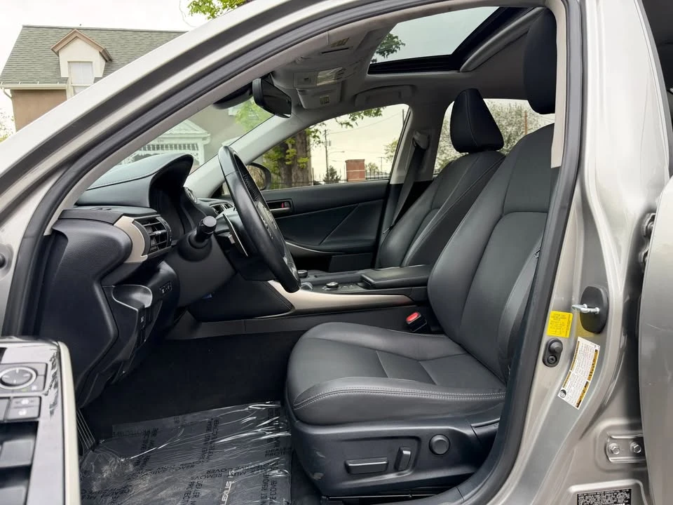 2019 Lexus IS 3rd Gen - Image 7 of 18