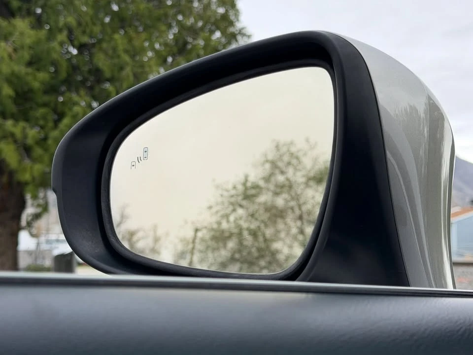 2019 Lexus IS 3rd Gen - Image 14 of 18