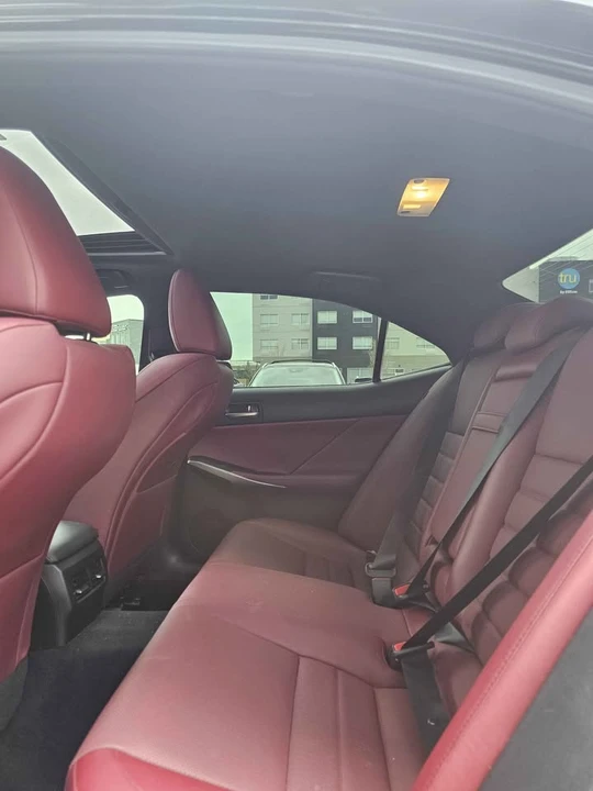 2019 Lexus IS 3rd Gen - Image 7 of 9