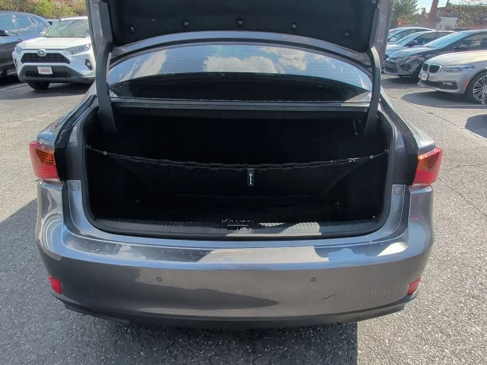 2019 Lexus IS 3rd Gen - Image 12 of 12