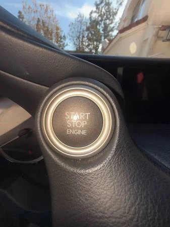 2019 Lexus IS 3rd Gen - Image 14 of 20