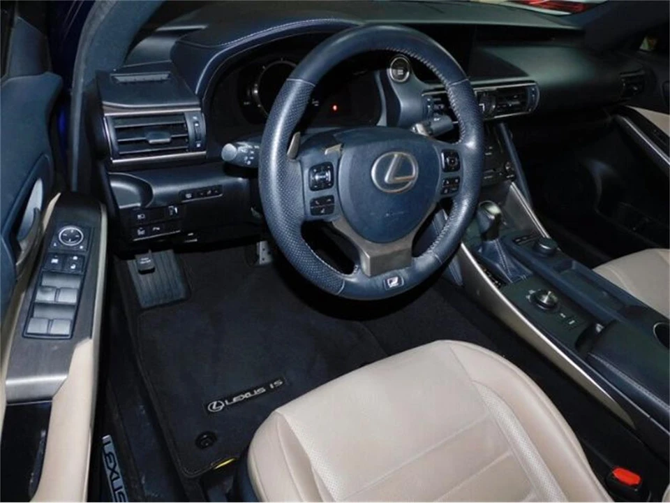 2019 Lexus IS 3rd Gen - Image 10 of 22