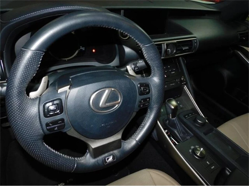 2019 Lexus IS 3rd Gen - Image 12 of 22