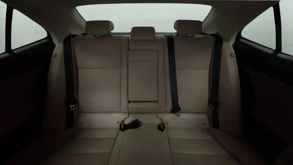2019 Lexus IS 3rd Gen - Image 18 of 20