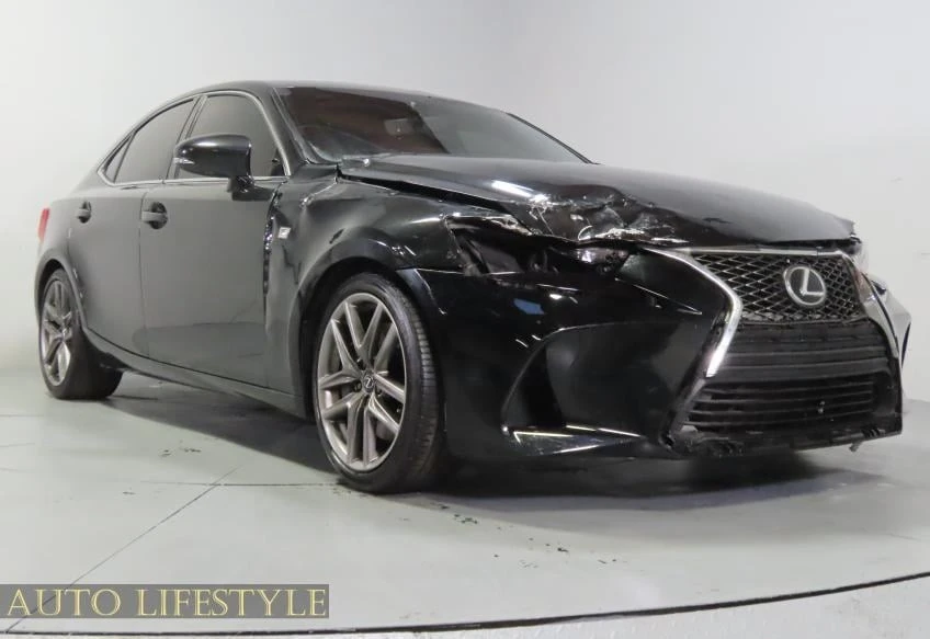 2019 Lexus IS 3rd Gen - Image 4 of 21