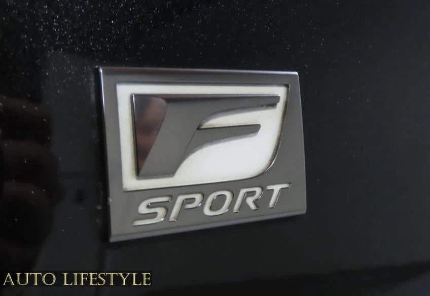 2019 Lexus IS 3rd Gen - Image 13 of 21