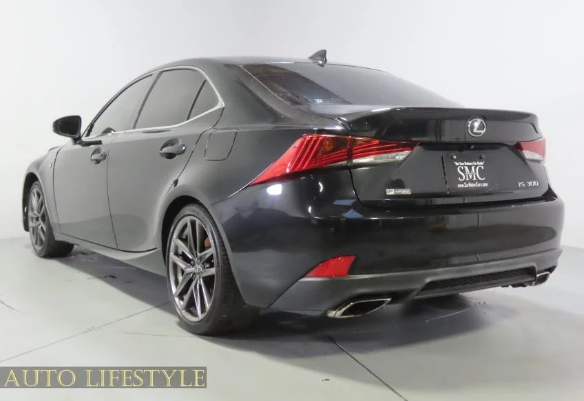 2019 Lexus IS 3rd Gen - Image 6 of 21