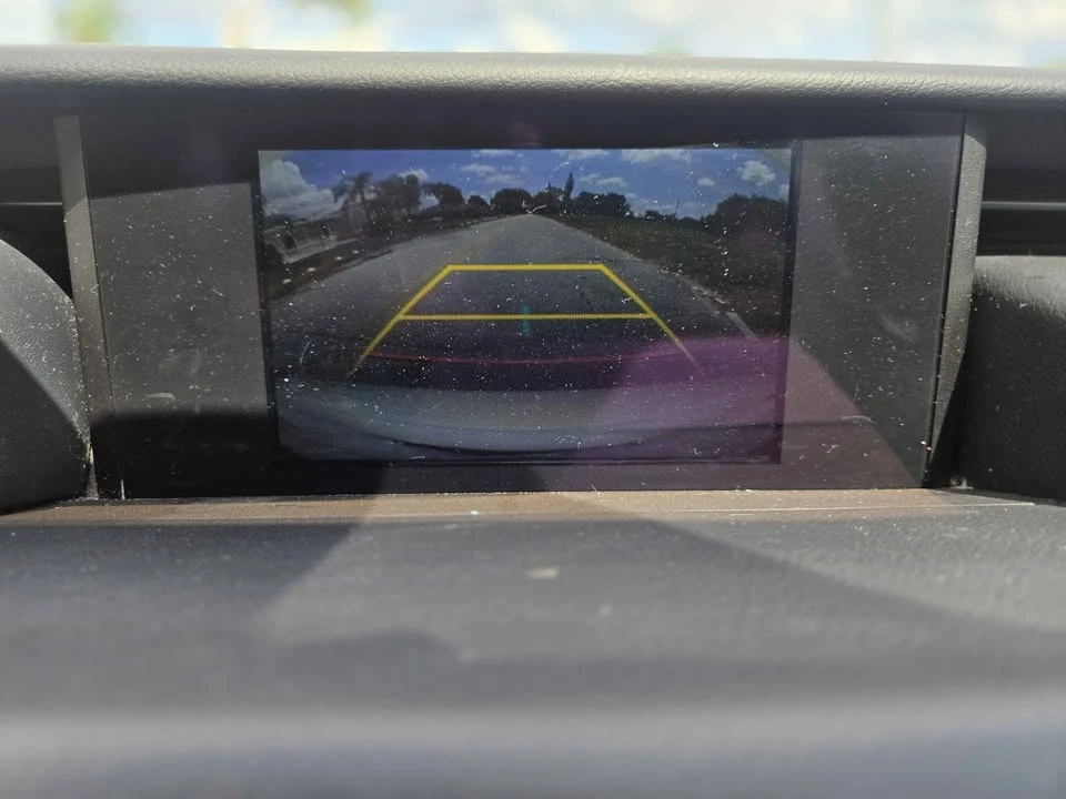 2019 Lexus IS 3rd Gen - Image 18 of 19