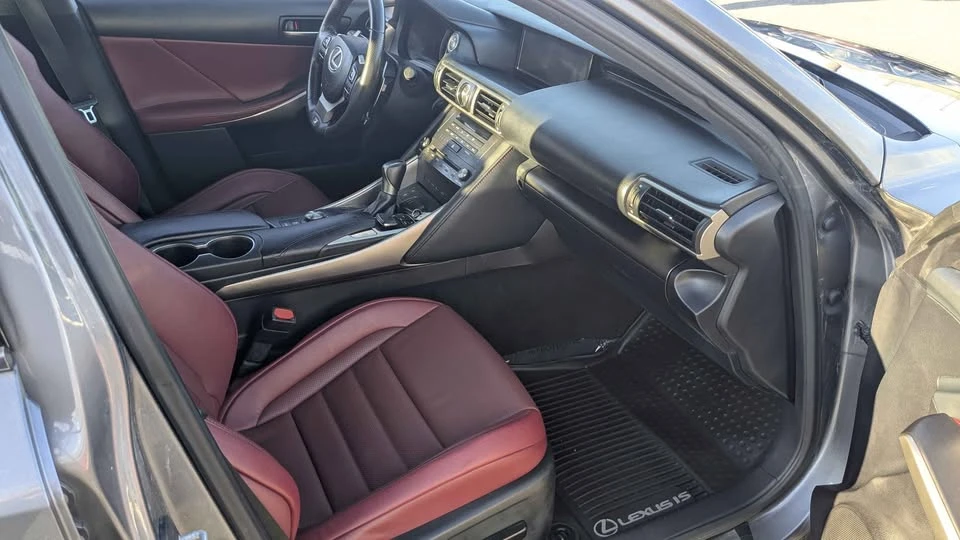 2019 Lexus IS 3rd Gen - Image 6 of 13