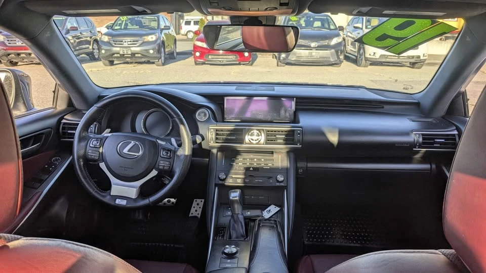 2019 Lexus IS 3rd Gen - Image 8 of 13