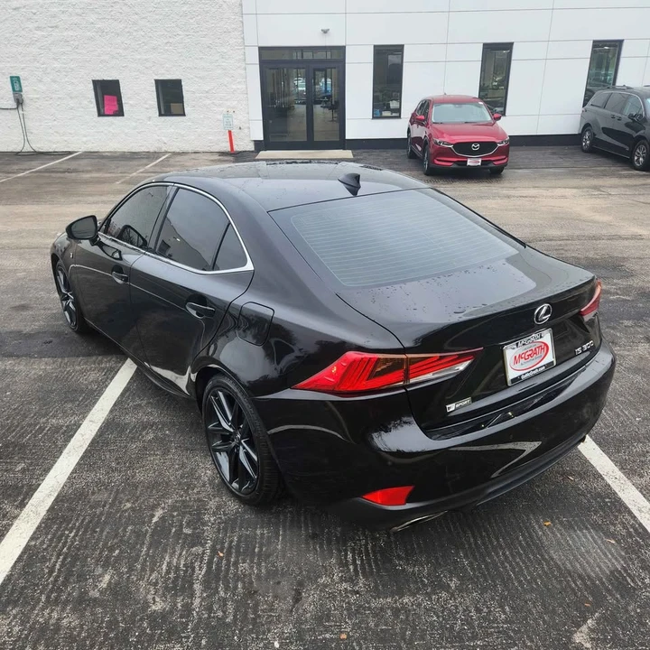 2019 Lexus IS 3rd Gen - Image 6 of 19
