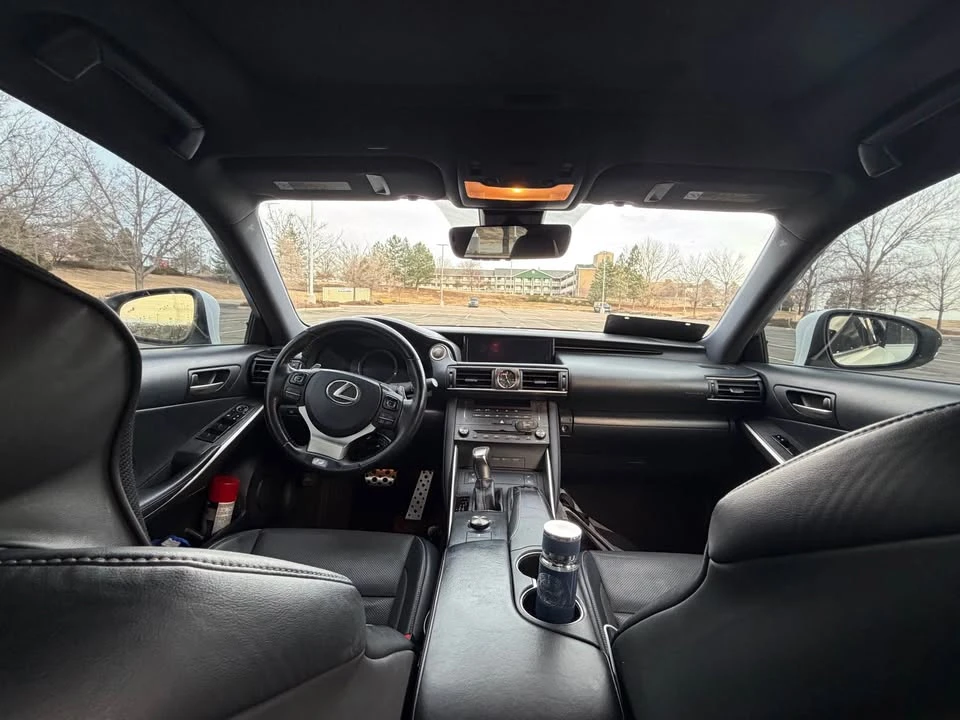 2019 Lexus IS 3rd Gen - Image 5 of 6