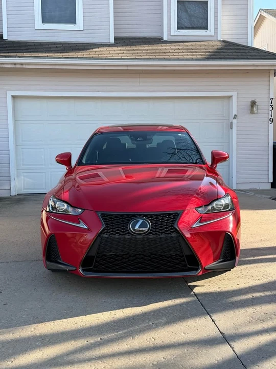 2019 Lexus IS 3rd Gen - Image 2 of 8