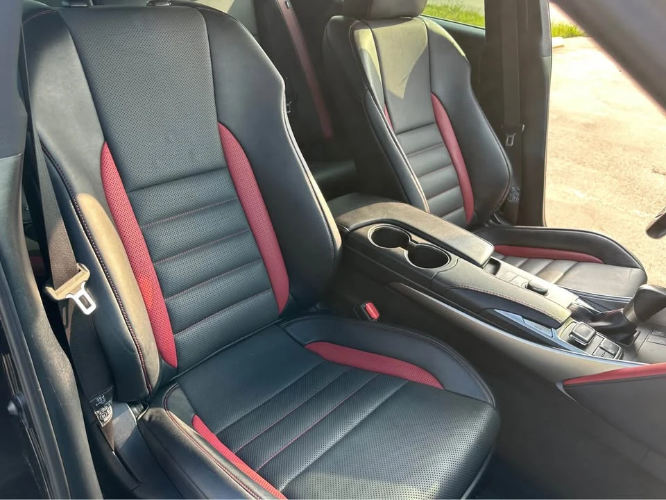 2019 Lexus IS 3rd Gen - Image 8 of 10