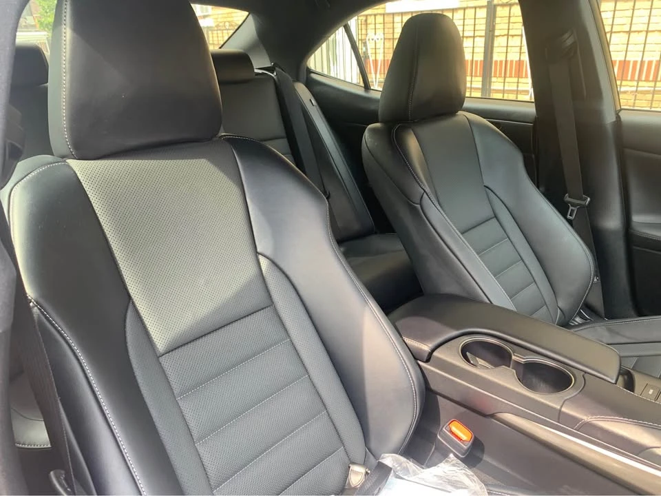 2019 Lexus IS 3rd Gen - Image 10 of 11