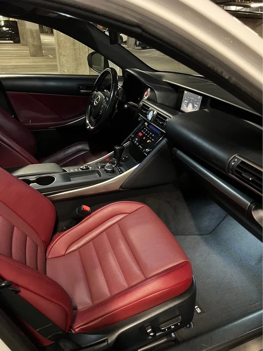 2019 Lexus IS 3rd Gen - Image 11 of 20