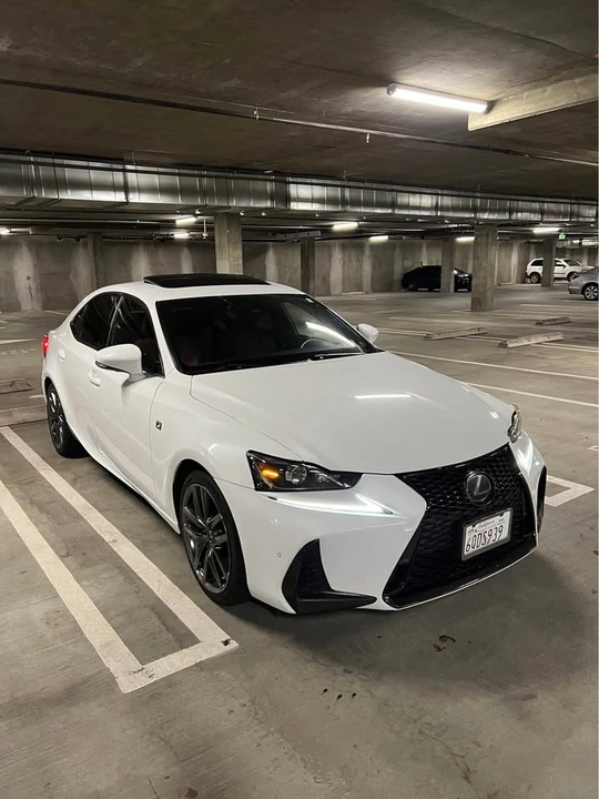 2019 Lexus IS 3rd Gen - Image 3 of 20