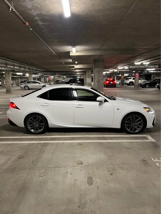 2019 Lexus IS 3rd Gen - Image 7 of 20