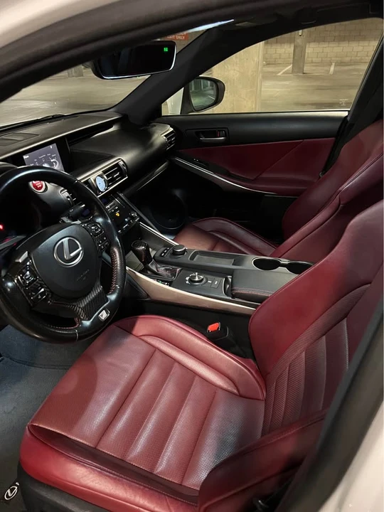 2019 Lexus IS 3rd Gen - Image 13 of 20