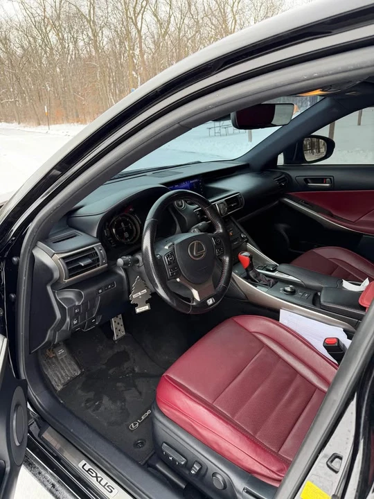 2019 Lexus IS 3rd Gen - Image 8 of 16