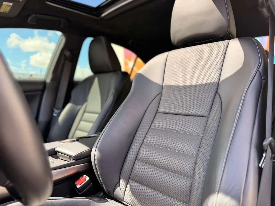 2019 Lexus IS 3rd Gen - Image 12 of 17
