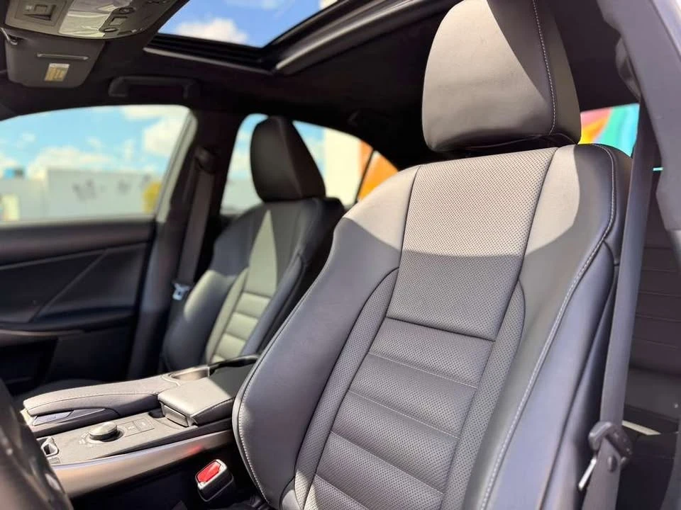 2019 Lexus IS 3rd Gen - Image 11 of 17