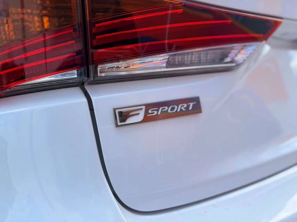 2019 Lexus IS 3rd Gen - Image 6 of 17