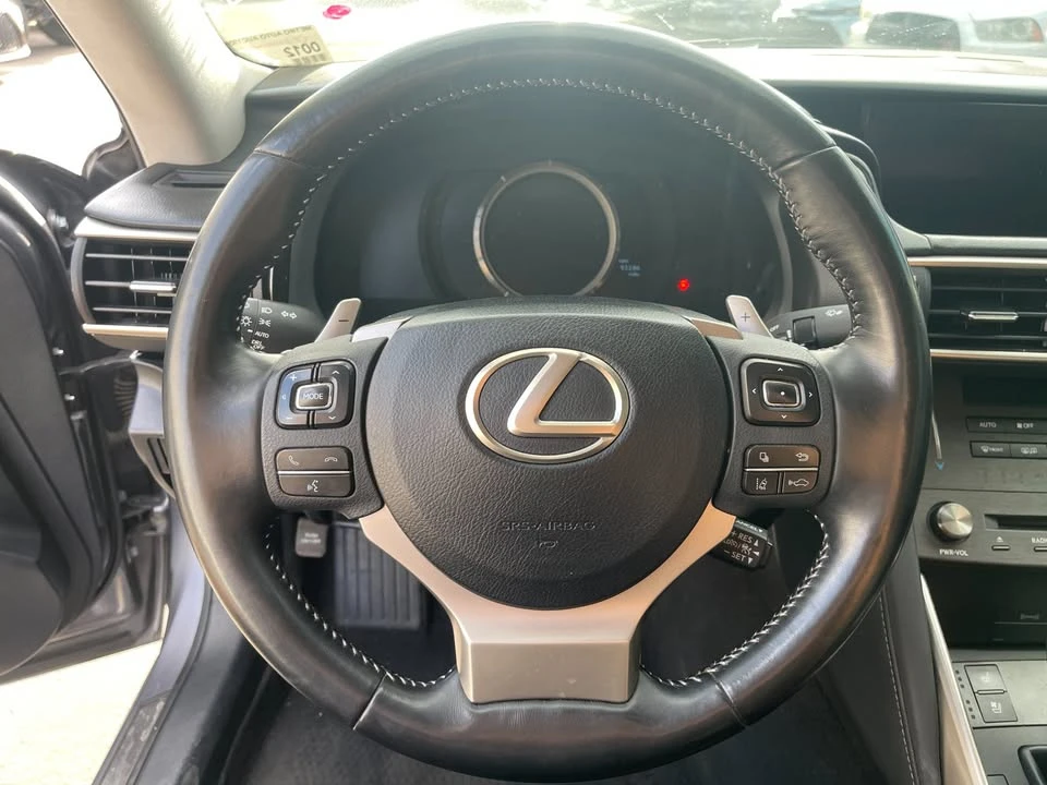 2019 Lexus IS 3rd Gen - Image 14 of 20