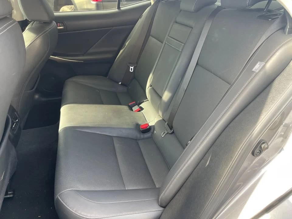2019 Lexus IS 3rd Gen - Image 12 of 20