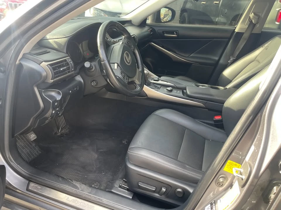 2019 Lexus IS 3rd Gen - Image 10 of 20